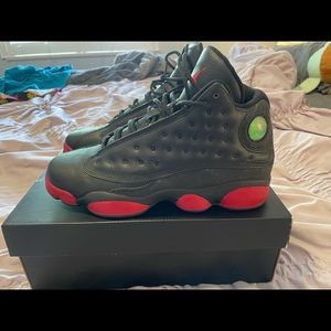 Air Jordan 13 Retro BG. Color: Black/Gym red. Size 7Y. Worn once great condition